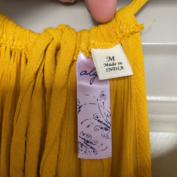 “Aztec” tank - Picture 3 of 3